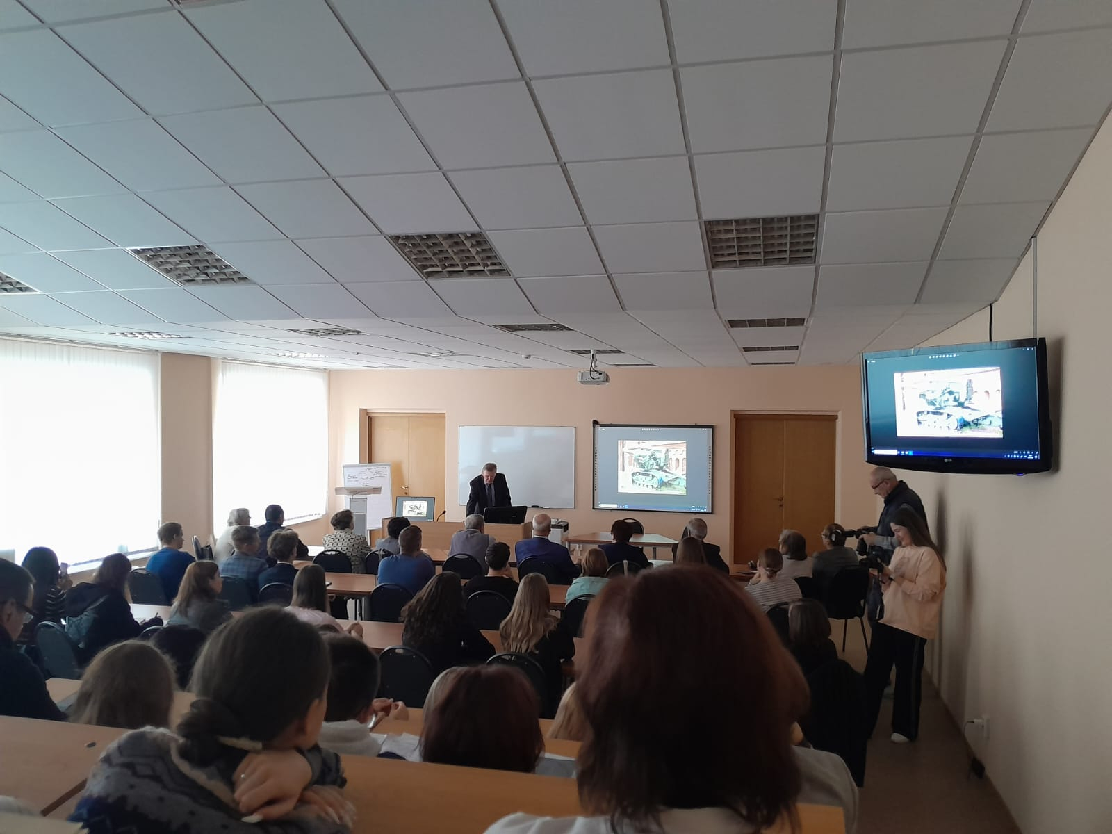 Воспитательная работа в группе 23ФПИ1